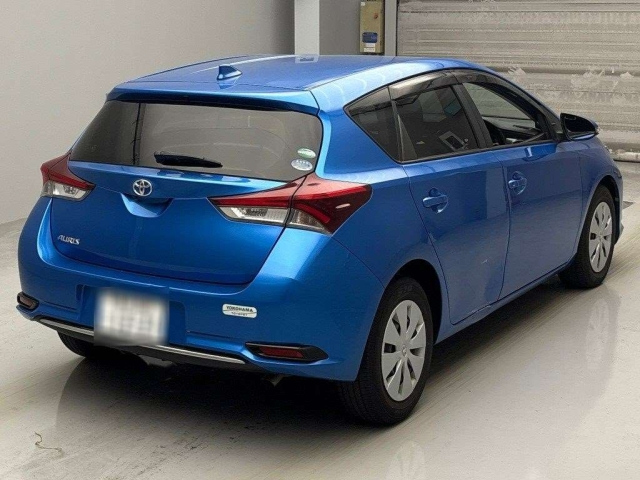 TOYOTA AURIS 2017