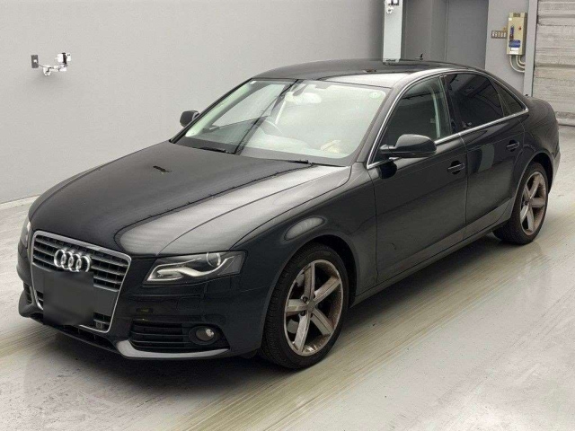 AUDI A4 2011