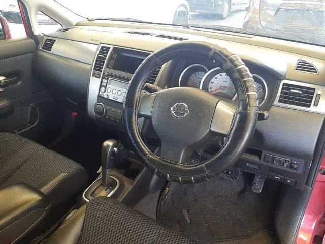 NISSAN TIIDA 2008