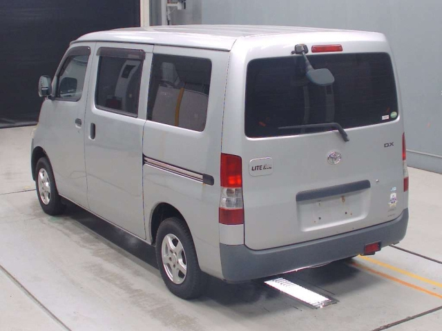 TOYOTA LITE ACE VAN 2012