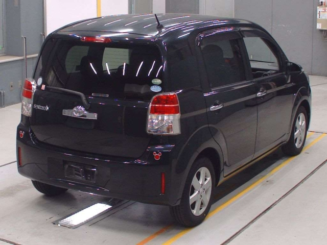 TOYOTA SPADE 2015