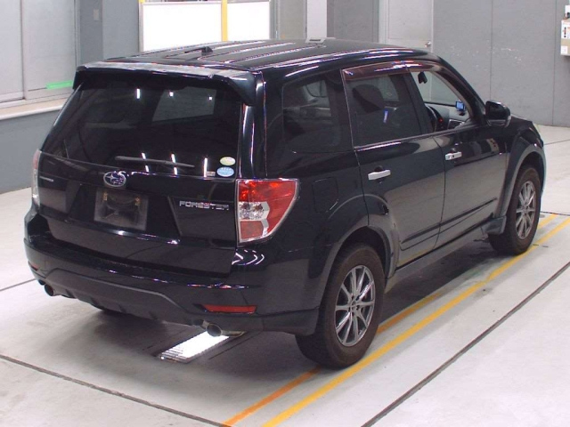 SUBARU FORESTER 2011