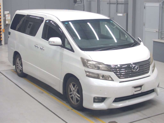TOYOTA VELLFIRE 2009