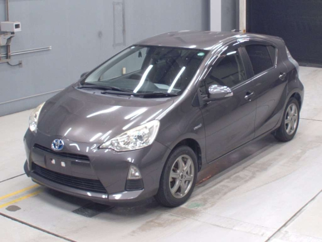 TOYOTA AQUA 2014