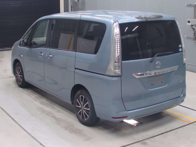 NISSAN SERENA 2012