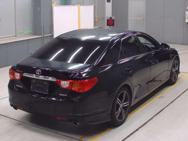 TOYOTA MARK X 2010