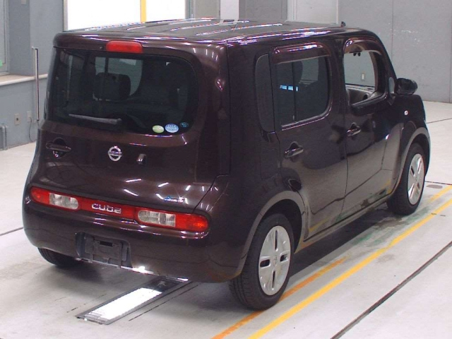 NISSAN CUBE 2010