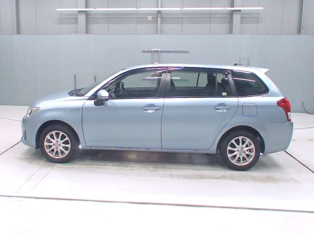 TOYOTA COROLLA FIELDER 2014