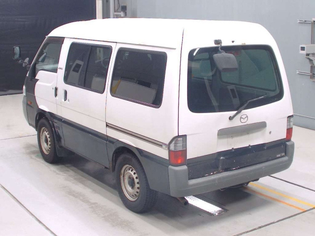 MAZDA BONGO VAN 2010