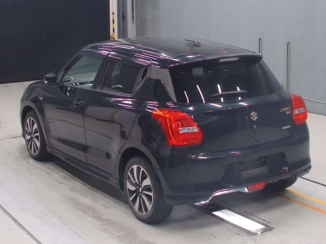SUZUKI SWIFT 2018