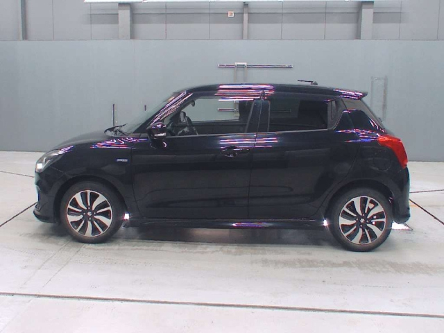 SUZUKI SWIFT 2018