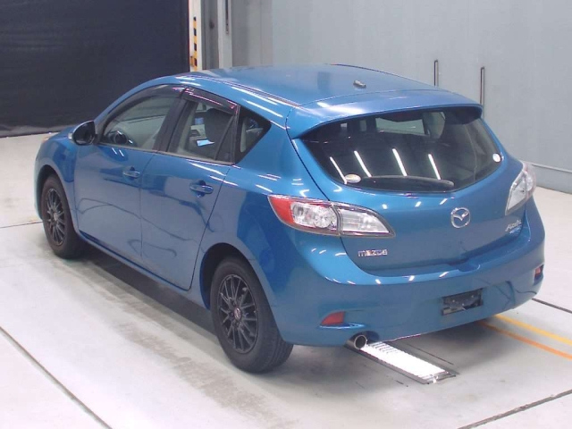 MAZDA AXELA 2012