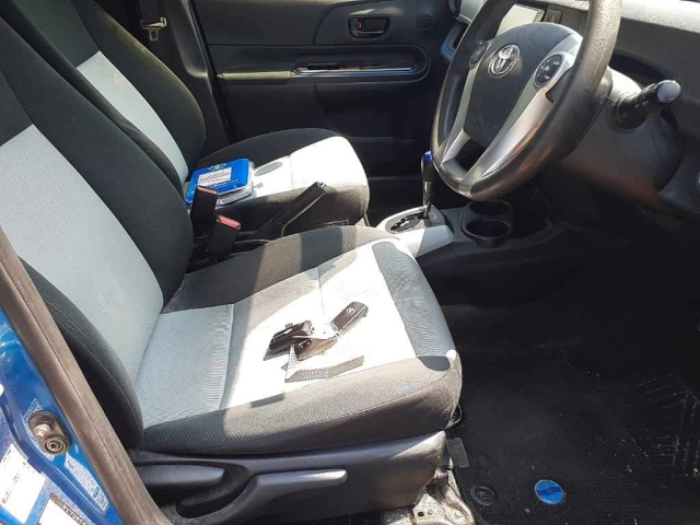TOYOTA AQUA 2014