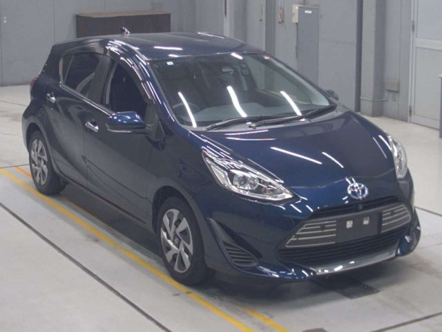 TOYOTA AQUA 2020