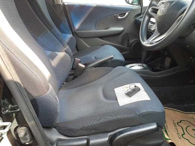 HONDA FIT 2010
