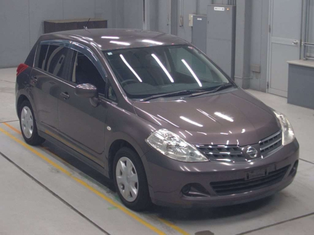 NISSAN TIIDA 2008