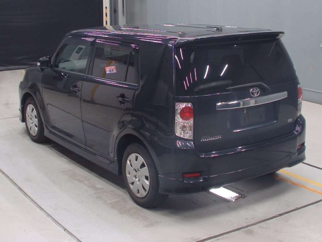 TOYOTA COROLLA RUMION 2012