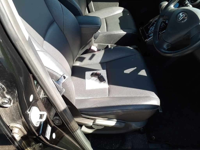 TOYOTA COROLLA RUMION 2012