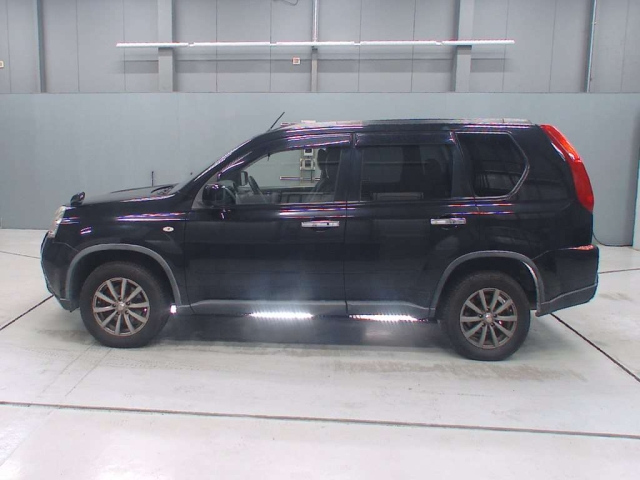 NISSAN X-TRAIL 2013