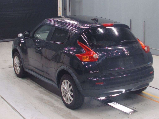 NISSAN JUKE 2012