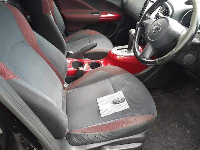 NISSAN JUKE 2012
