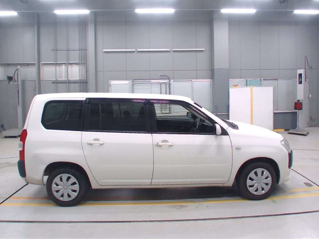 TOYOTA SUCCEED 2018