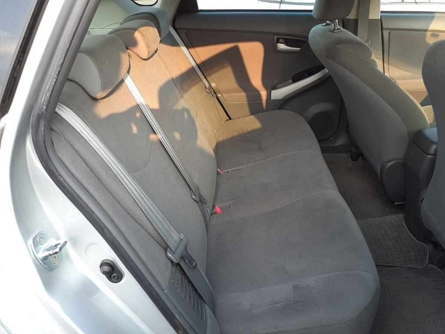 TOYOTA PRIUS 2011