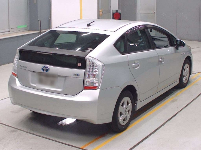 TOYOTA PRIUS 2011
