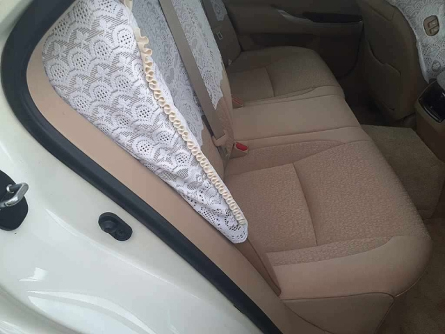 TOYOTA CROWN 2010