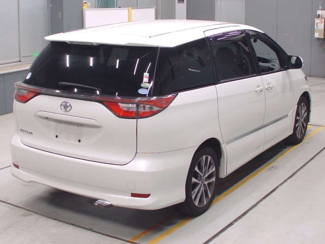 TOYOTA ESTIMA 2016