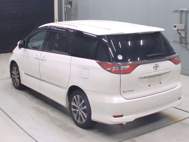 TOYOTA ESTIMA 2016