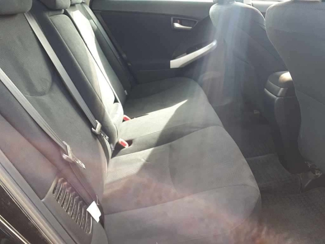 TOYOTA PRIUS 2013