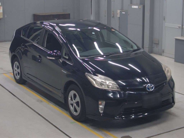 TOYOTA PRIUS 2013