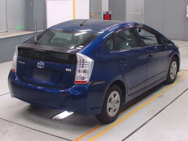 TOYOTA PRIUS 2010