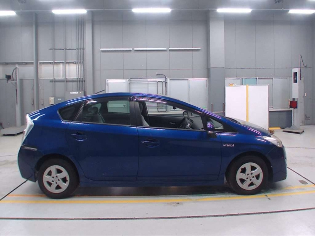 TOYOTA PRIUS 2010
