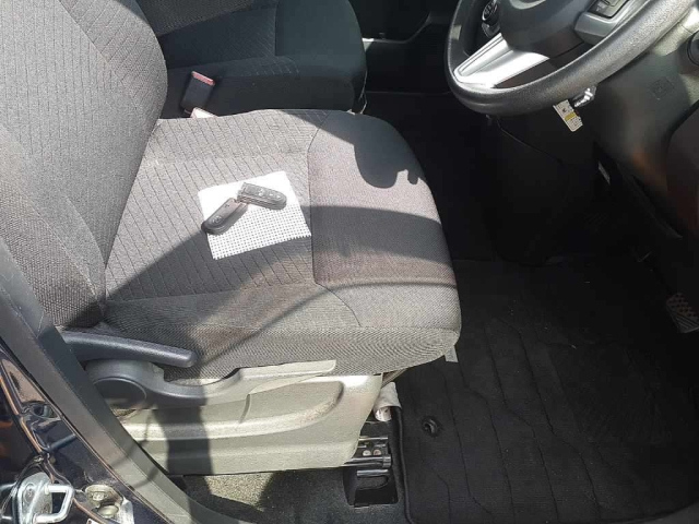 TOYOTA ROOMY 2017