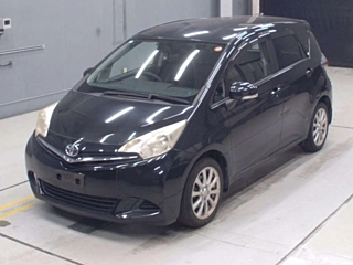 TOYOTA RACTIS 2011