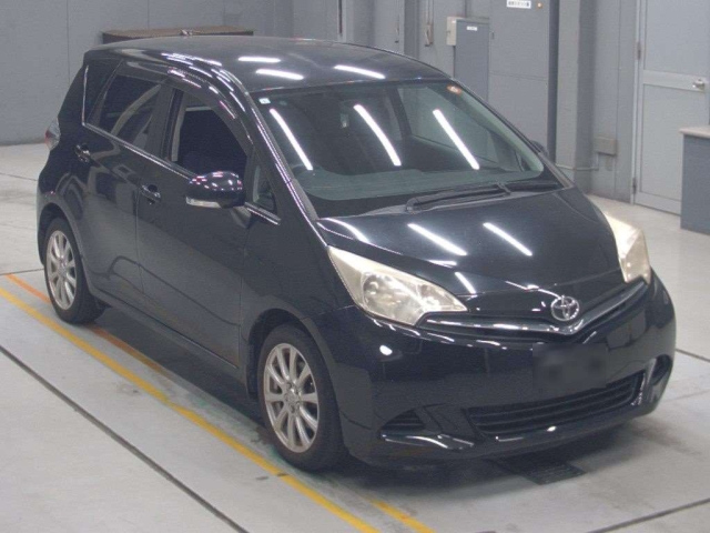 TOYOTA RACTIS 2011