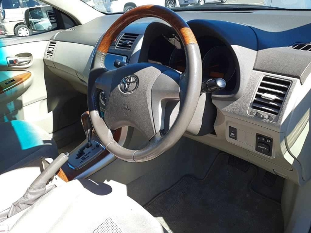 TOYOTA COROLLA AXIO 2009