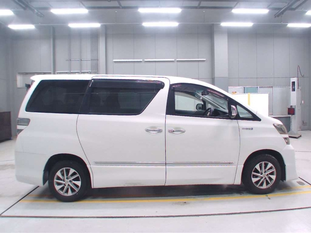 TOYOTA VELLFIRE 2012