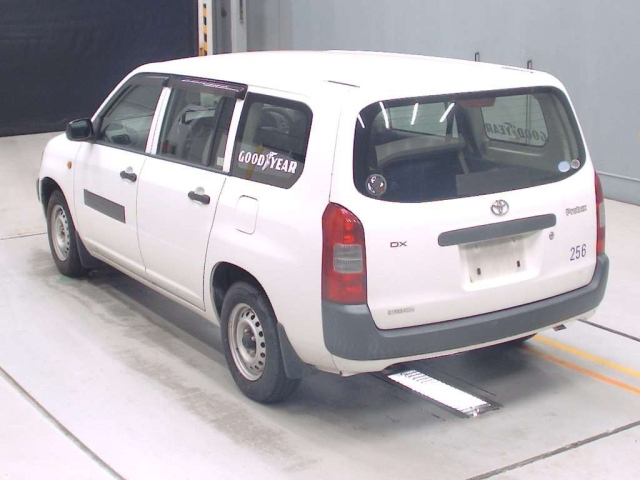 TOYOTA PROBOX 2012
