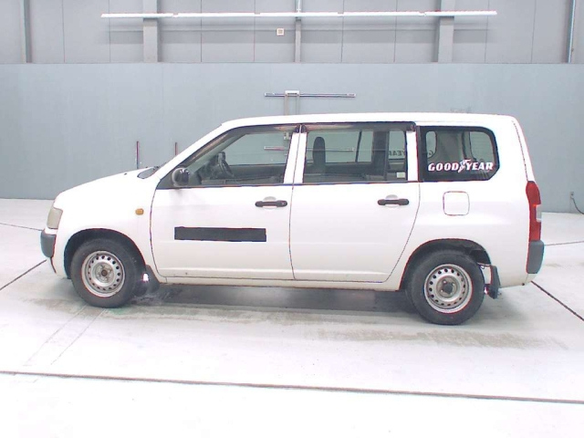 TOYOTA PROBOX 2012