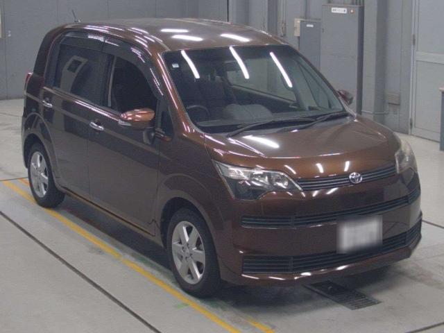 TOYOTA SPADE 2014