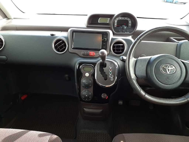 TOYOTA SPADE 2014