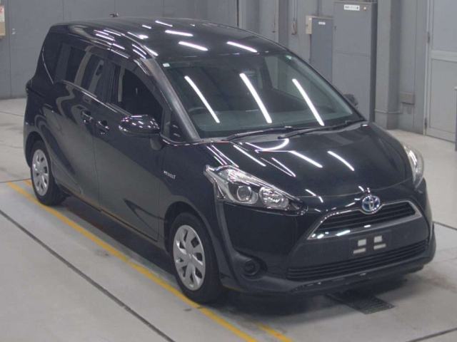 TOYOTA SIENTA 2016