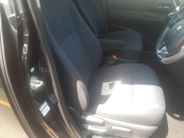 TOYOTA SIENTA 2016