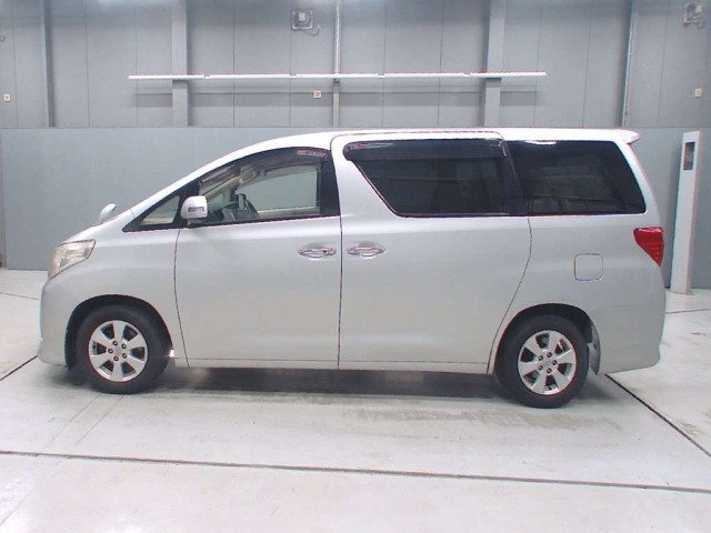 TOYOTA ALPHARD 2012