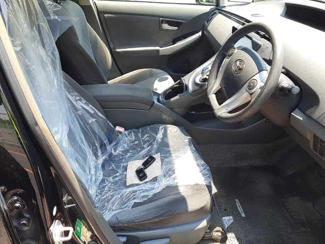 TOYOTA PRIUS 2010