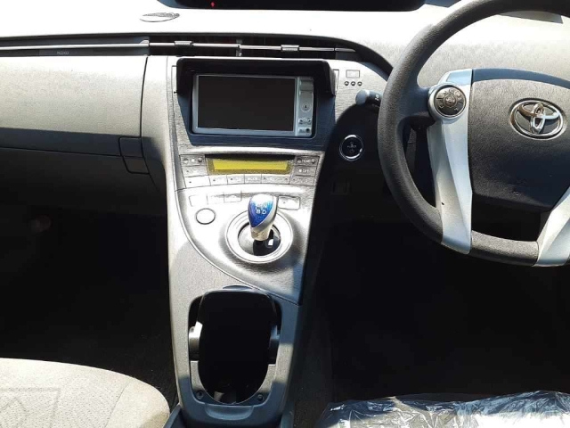 TOYOTA PRIUS 2010