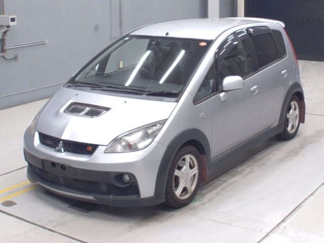 MITSUBISHI COLT 2010